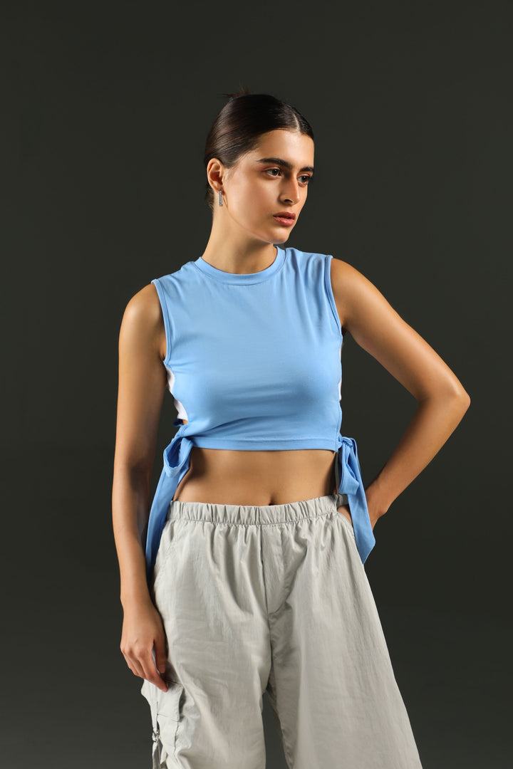 SIDE KNOT CROP TOP